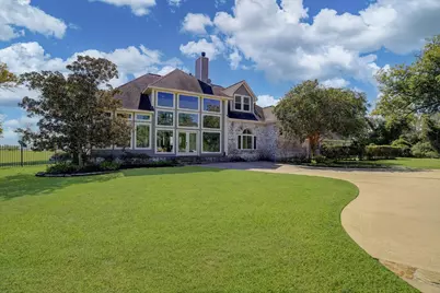 9079 N Point Drive, Beach City, TX 77523 - Photo 34