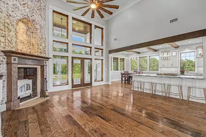 9079 N Point Drive, Beach City, TX 77523 - Photo 6