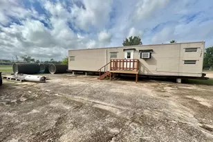 2749 Wagon Trail Rd, Pearland, TX 77584 - Photo 2