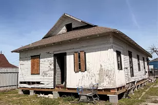 118 Van Molan St, Houston, TX 77022 - Photo 14