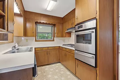 806 Mary Lake Drive, Bryan, TX 77802 - Photo 6