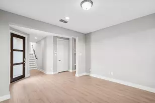 16026 Hayes Pk Dr, Houston, TX 77079 - Photo 14