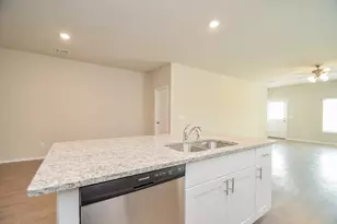 25513 Blossom Ct, Montgomery, TX 77316 - Photo 6