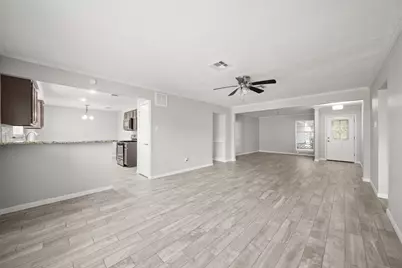 5013 Camden Lane, Pearland, TX 77584 - Photo 8