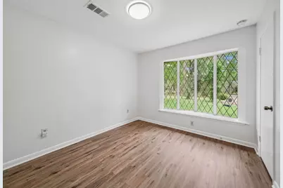 2019 N Thompson Street #A, Conroe, TX 77301 - Photo 6