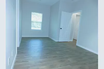 904 W Sealy Street #A, Alvin, TX 77511 - Photo 6