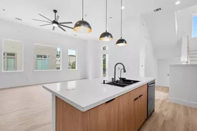 3405 Hutchins Street, Houston, TX 77004 - Photo 2