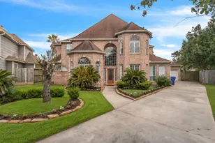 17902 St Emilion Ct, Spring, TX 77379 - Photo 2