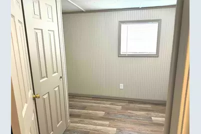 1718 W Dumble St #10, Alvin, TX 77511 - Photo 4