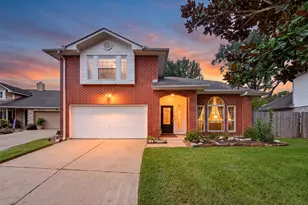 3507 Santa Rosa Ln, Sugar Land, TX 77478 - Photo 2