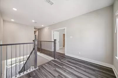 10961 Hewitt Cliff Lane, Houston, TX 77043 - Photo 12