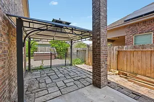 13207 Davenport Hills Ln, Humble, TX 77346 - Photo 32