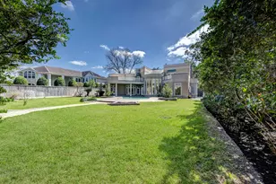 5304 Braeburn Dr, Bellaire, TX 77401 - Photo 2