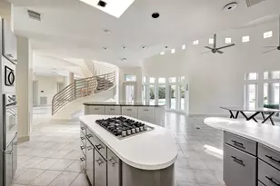 5304 Braeburn Dr, Bellaire, TX 77401 - Photo 10