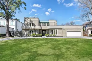 5304 Braeburn Dr, Bellaire, TX 77401 - Photo 1