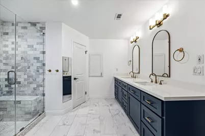 4810 Bayou Vista Drive, Houston, TX 77091 - Photo 16