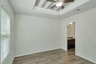 9906 Orchid Spring Ln, Houston, TX 77044 - Photo 24