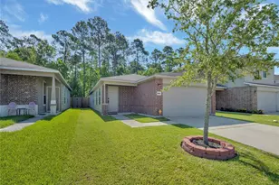 9906 Orchid Spring Ln, Houston, TX 77044 - Photo 2