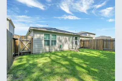 9906 Orchid Spring Lane, Houston, TX 77044 - Photo 26