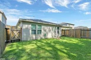 9906 Orchid Spring Ln, Houston, TX 77044 - Photo 26