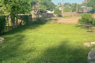 206 Clark St, Richmond, TX 77469 - Photo 1