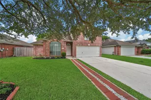 30702 Country Meadows Dr, Tomball, TX 77375 - Photo 2