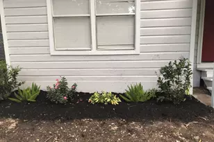 131 Frontier Ln, Freeport, TX 77541 - Photo 2