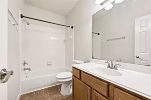 8618 E Highlands Crossing, Highlands, TX 77562 - Photo 20