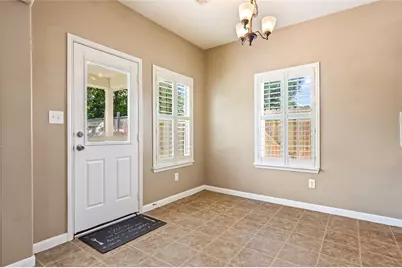 8618 E Highlands Crossing, Highlands, TX 77562 - Photo 12
