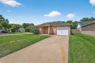 19462 Cypress River Dr, Katy, TX 77449 - Photo 2