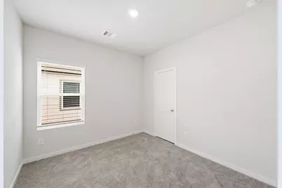 10615 Crockett Meadows Boulevard, Conroe, TX 77306 - Photo 6