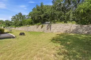 849 Santa Cruz, New Braunfels, TX 78132 - Photo 6