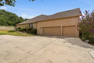 849 Santa Cruz, New Braunfels, TX 78132 - Photo 38