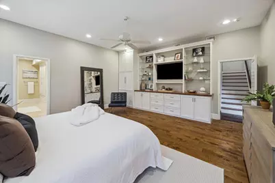 10818 Pepper Lane, Houston, TX 77079 - Photo 16