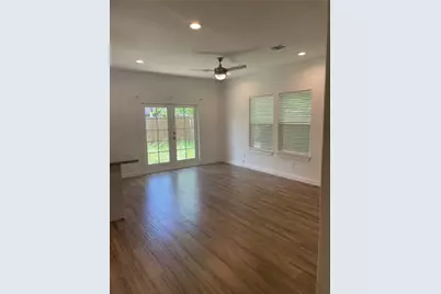 5314 Longmeadow Street #B, Houston, TX 77033 - Photo 8