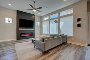 3603 Kensington Gdns Ln, Houston, TX 77055 - Photo 8