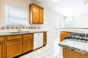 1138 Evandale Ln, Sugar Land, TX 77479 - Photo 10