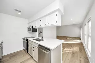 3305 Avenue R, Rosenberg, TX 77471 - Photo 4