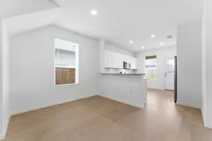 26017 Hampshire Dr, Magnolia, TX 77355 - Photo 6