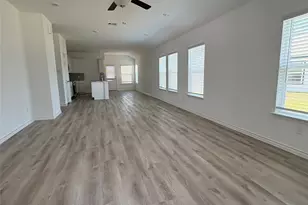 10465 Sugar Ml Dr, Conroe, TX 77306 - Photo 2