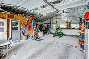 2810 Precinct Line Rd, Richmond, TX 77406 - Photo 40