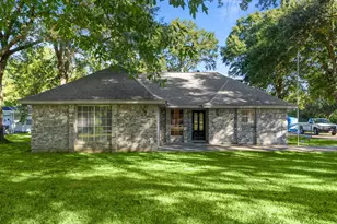 11514 Foxburo Dr, Houston, TX 77065 - Photo 2