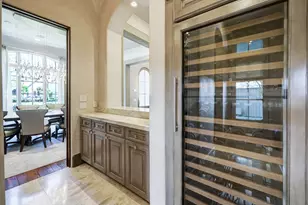 5610 Lynbrook Dr, Houston, TX 77056 - Photo 12
