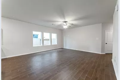 1926 Middle Pass Lane, Angleton, TX 77515 - Photo 10