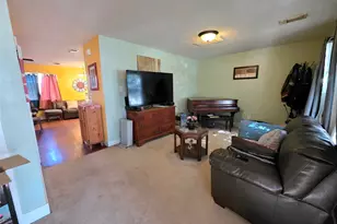 431 Laurel Timbers Dr, Houston, TX 77339 - Photo 2