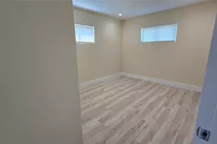 3733 Seabrook St, Houston, TX 77021 - Photo 4