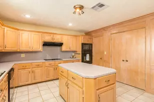 247 Schooner Dr, Freeport, TX 77541 - Photo 18