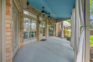 901 Longmire Rd, Conroe, TX 77304 - Photo 48