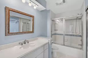901 Longmire Rd, Conroe, TX 77304 - Photo 42