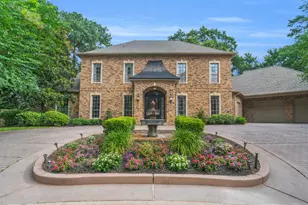 901 Longmire Rd, Conroe, TX 77304 - Photo 1